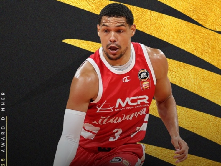 江南的城:NBL后卫特雷-凯尔正与山西队接触 若顺利他将来到CBA